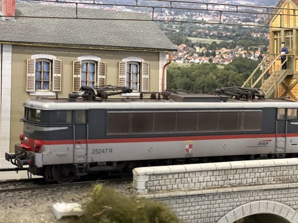 ROCO 63549 train éléctrique SNCF H0 Ep V